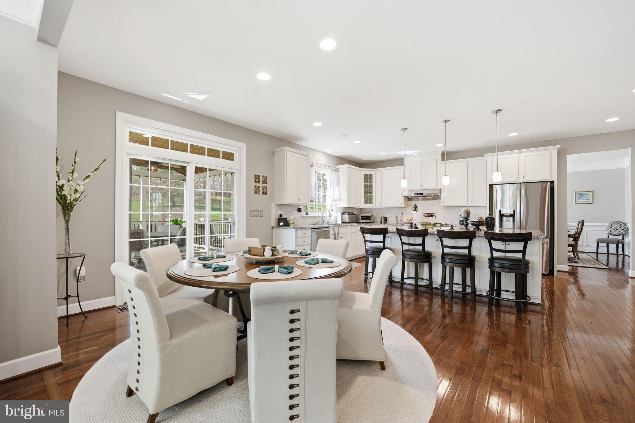 WOODLAND FARMS - Residential