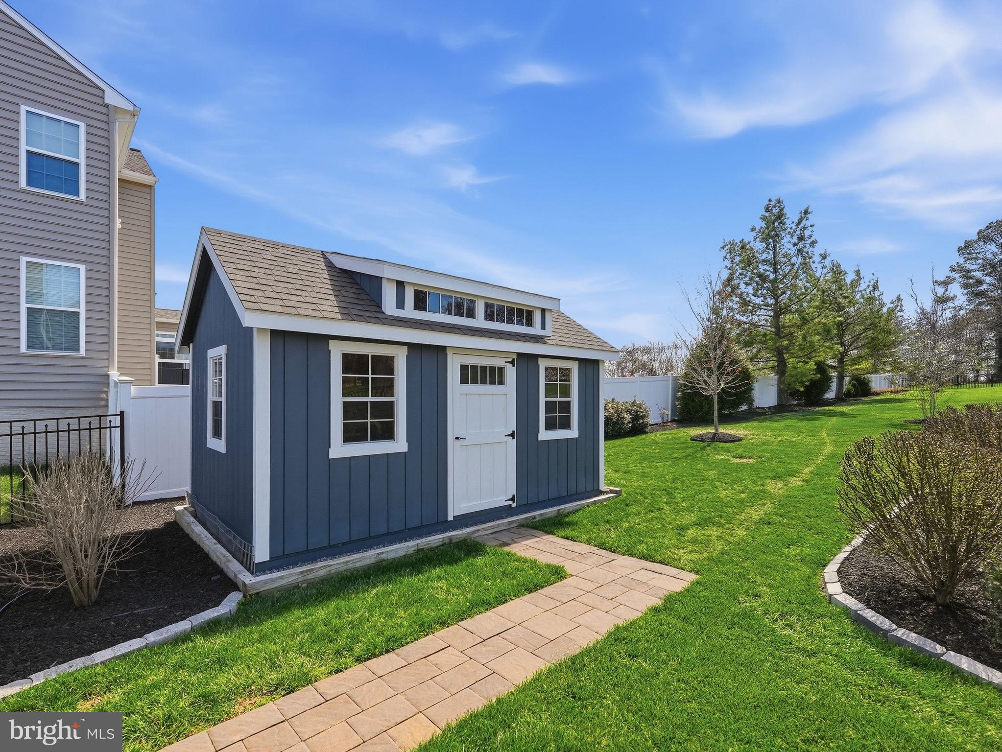 WOODLAND FARMS - Residential