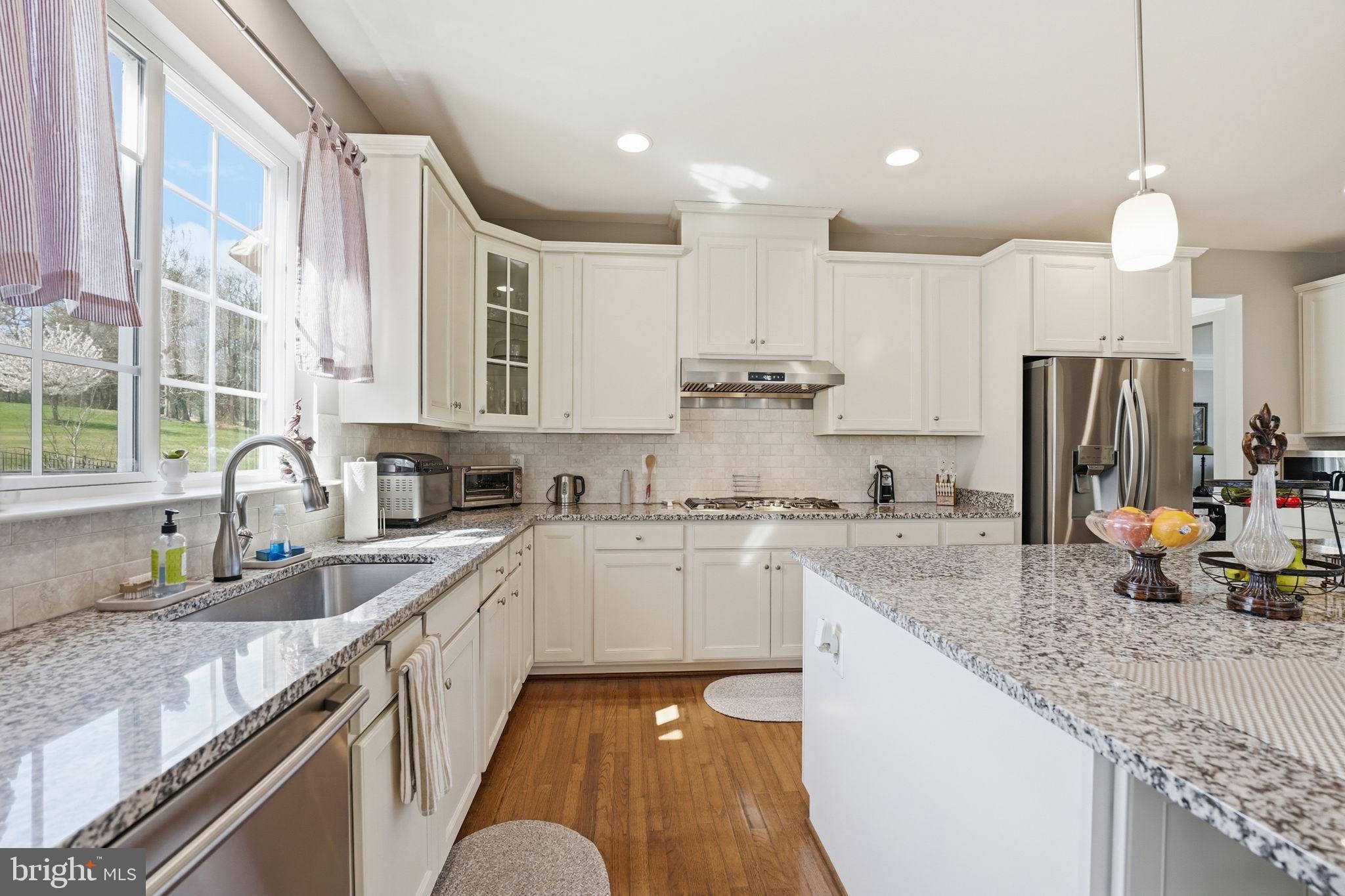 WOODLAND FARMS - Residential