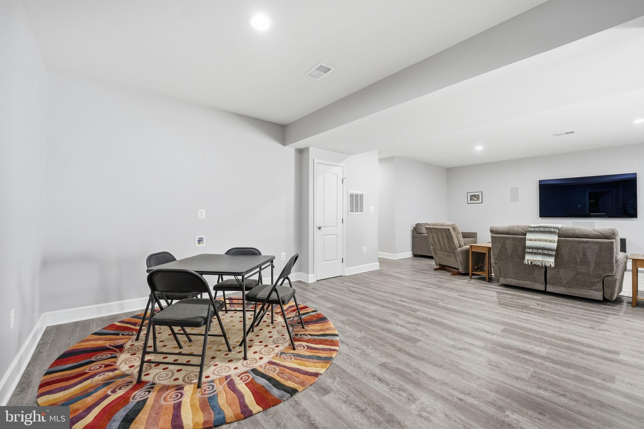 WOODLAND FARMS - Residential