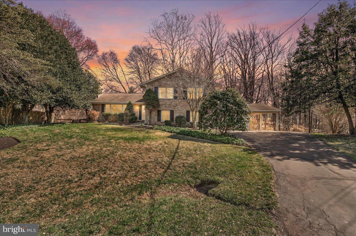 FOX CHAPEL - Residential