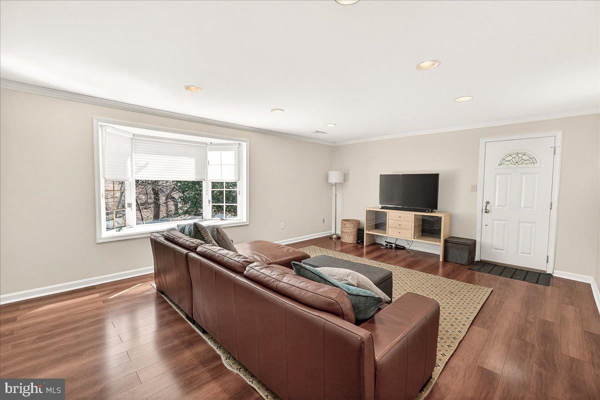 FOX CHAPEL - Residential