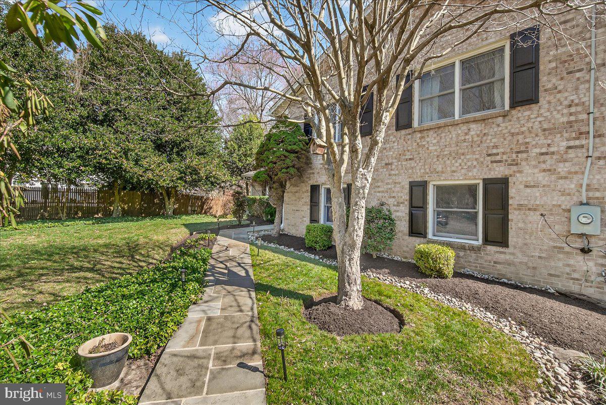 FOX CHAPEL - Residential