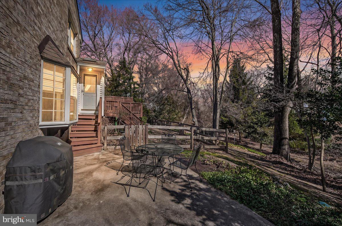 FOX CHAPEL - Residential