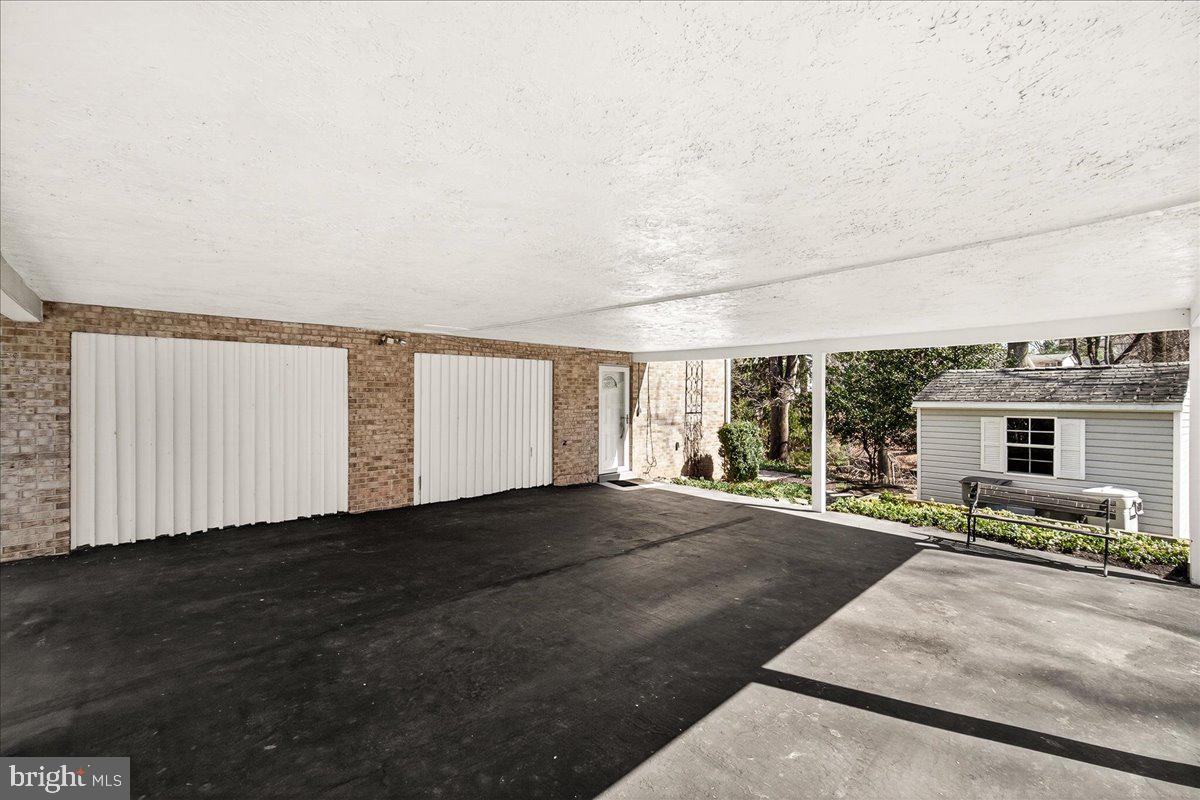 FOX CHAPEL - Residential