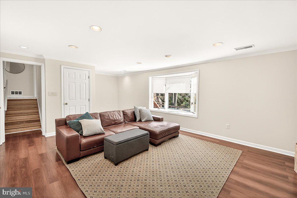 FOX CHAPEL - Residential