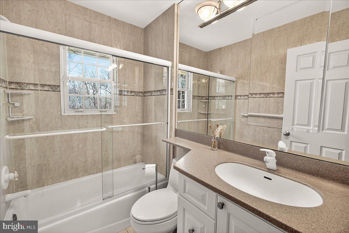 FOX CHAPEL - Residential