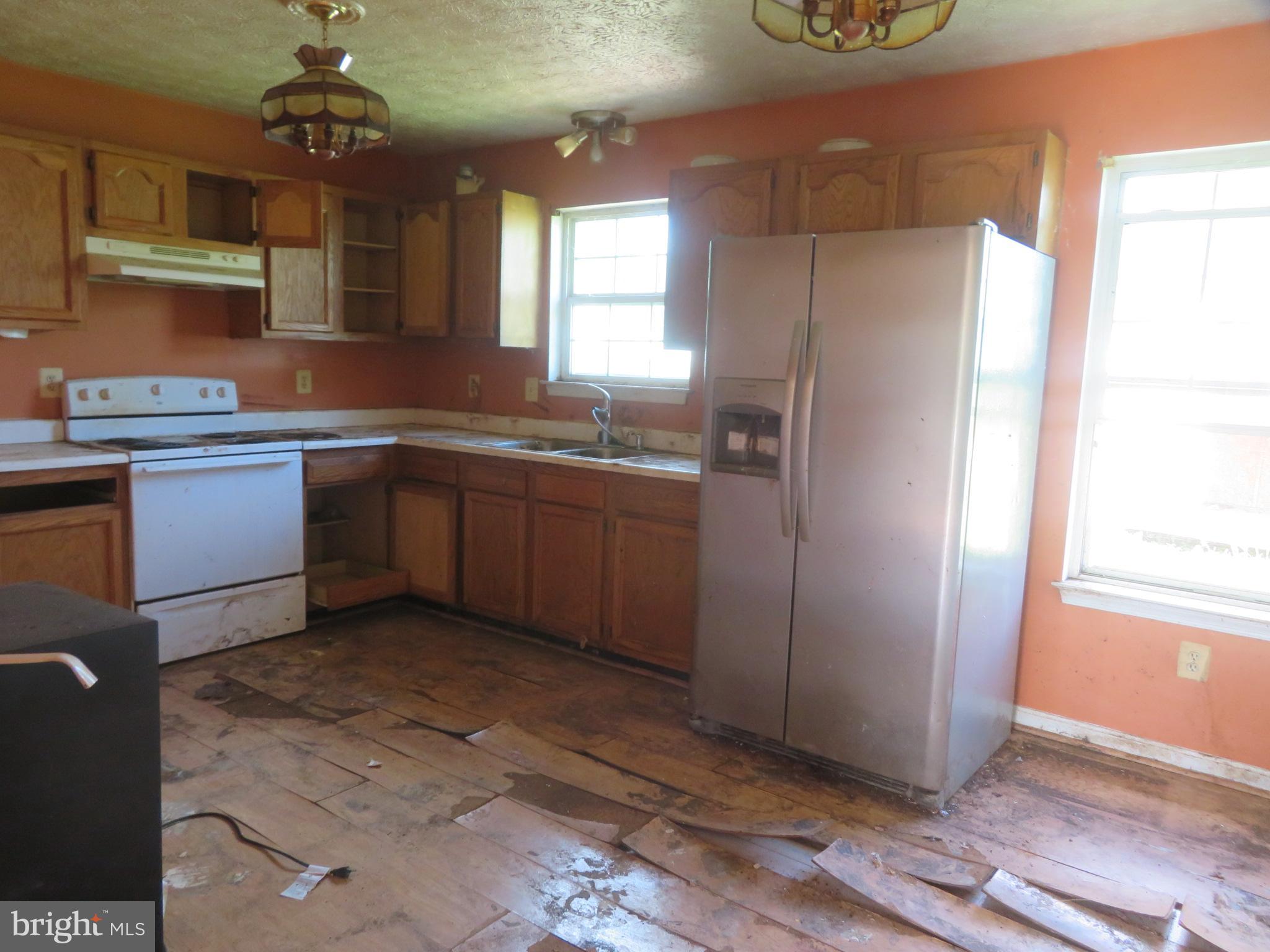 CHANCELLORS VILLAGE - Residential