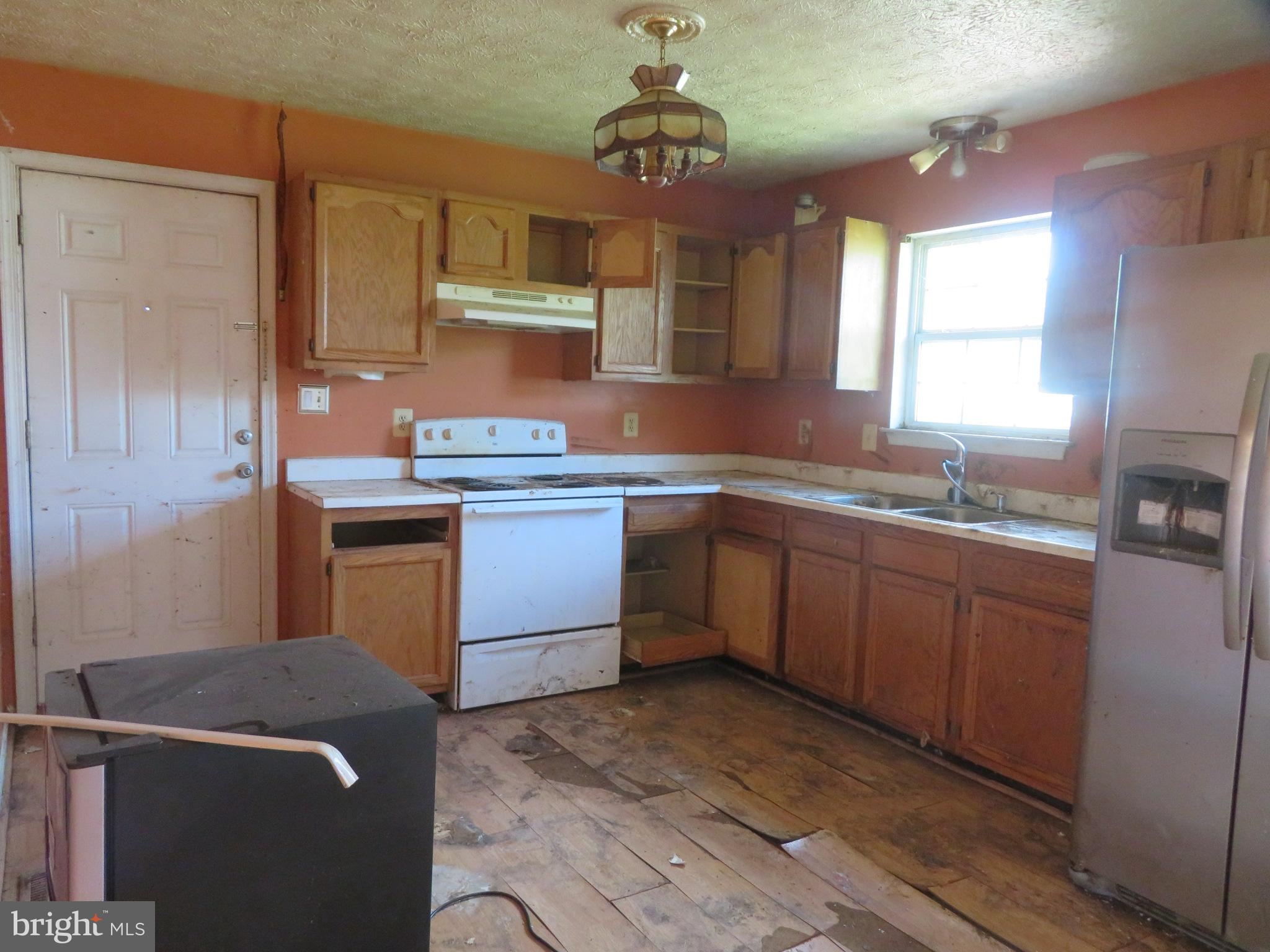 CHANCELLORS VILLAGE - Residential