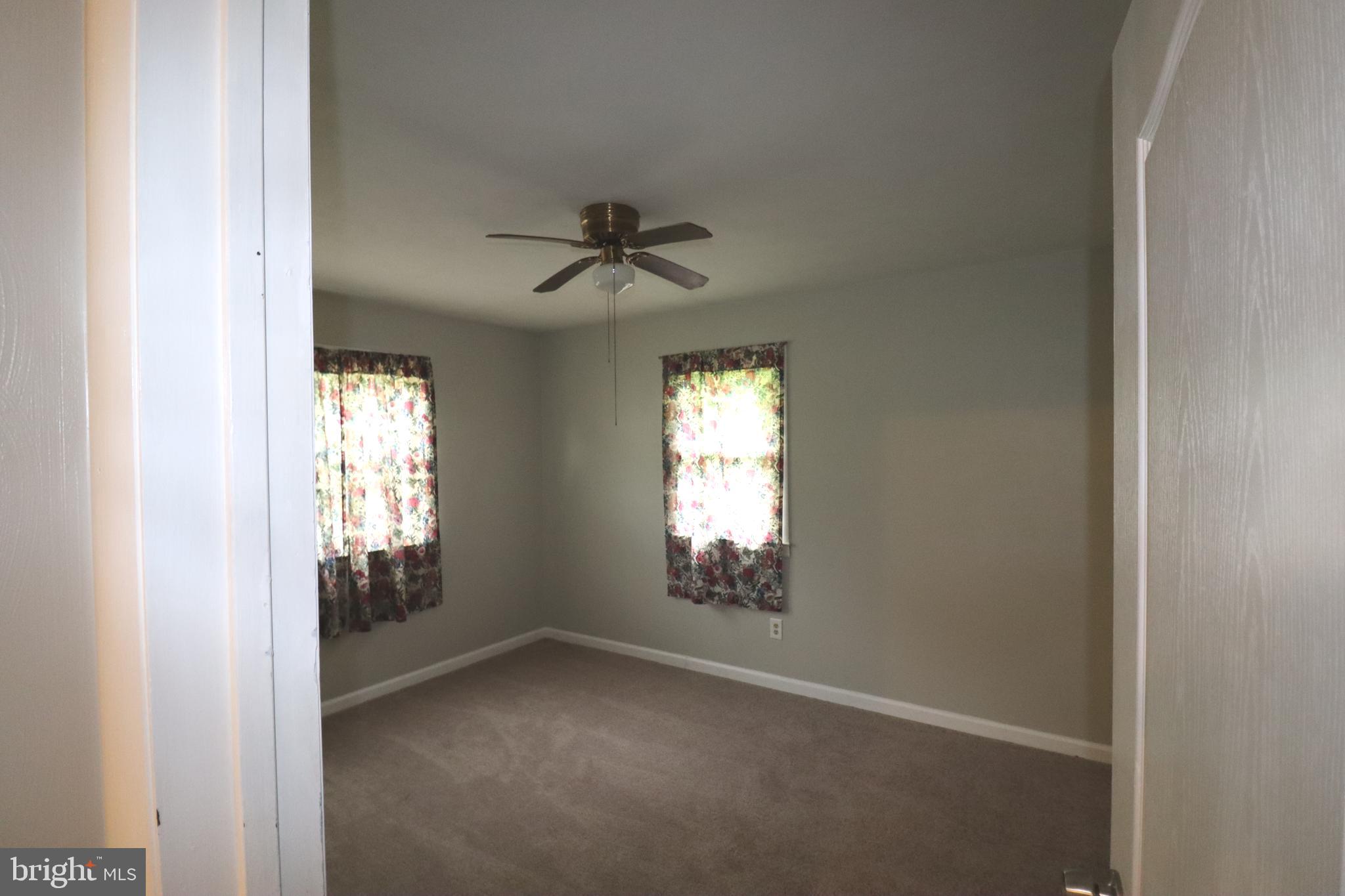 WEST MANHEIM - Residential