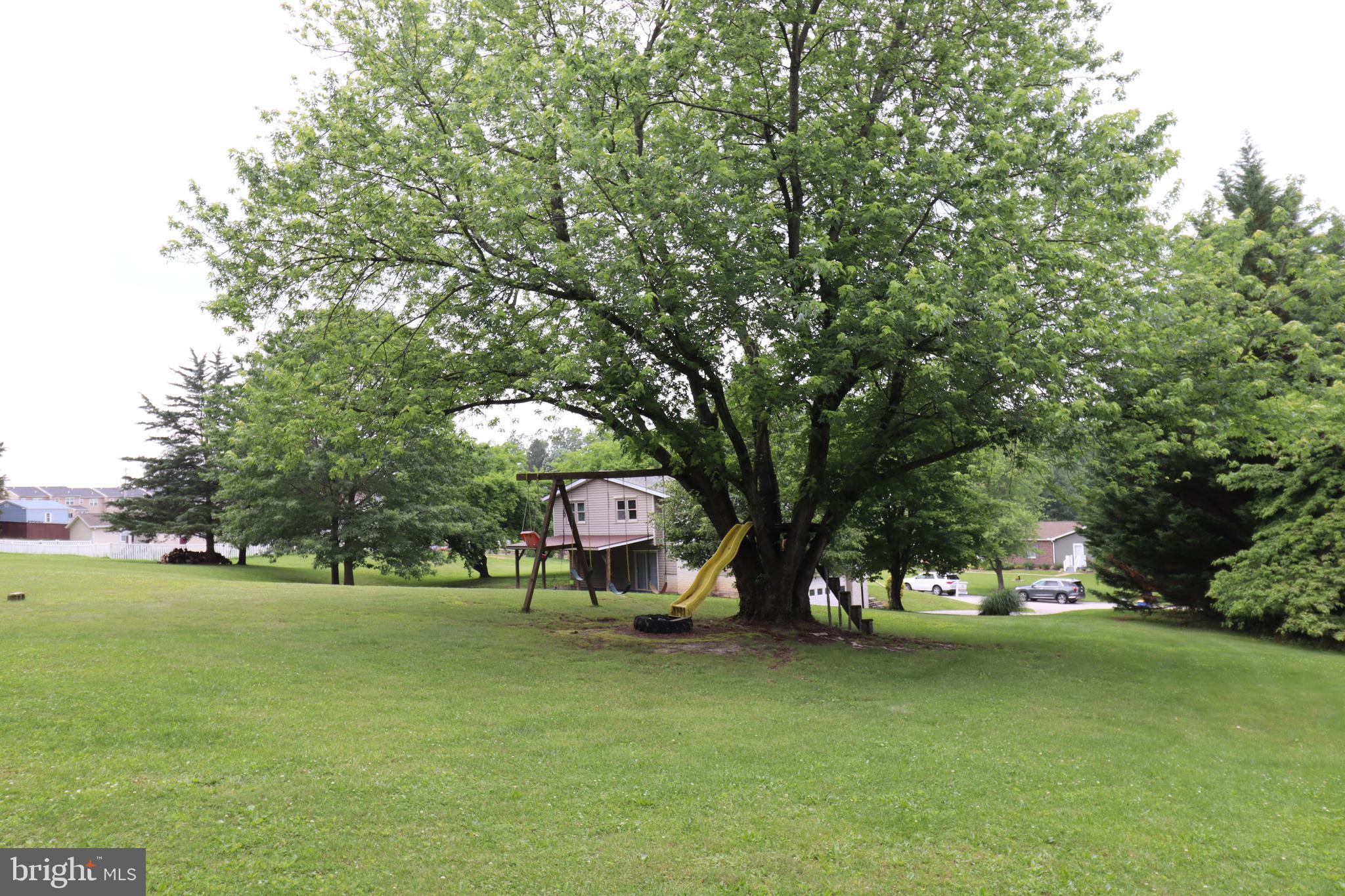 WEST MANHEIM - Residential