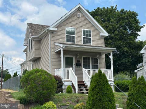 Homes For Sale - 631 Maryland Avenue<br/> HAGERSTOWN, MD 21740