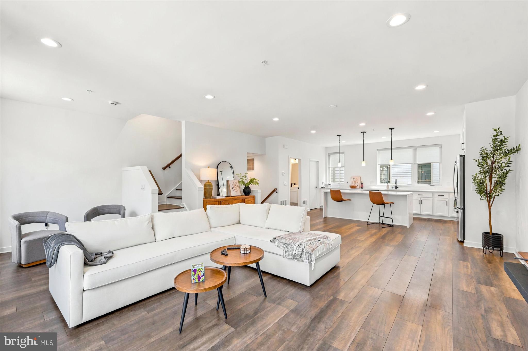 3005 BIRCHVIEW WALK