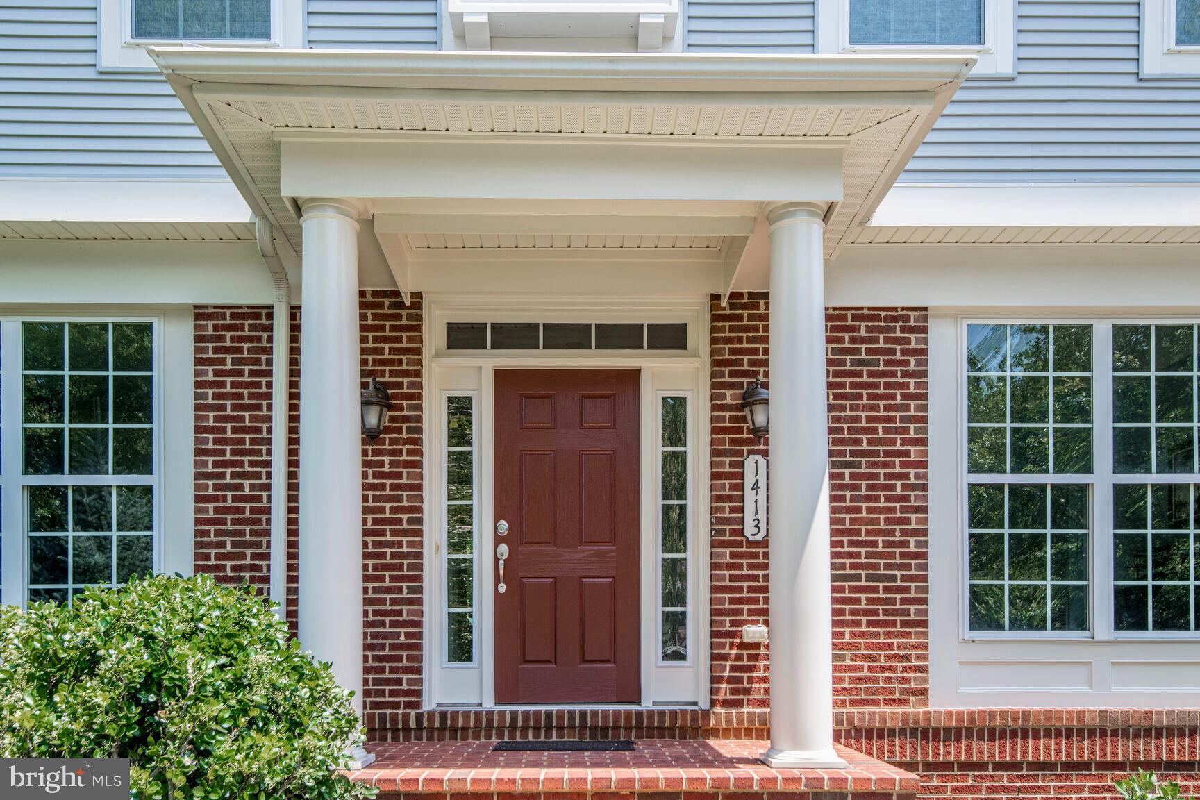 TRITON WOODS - Residential