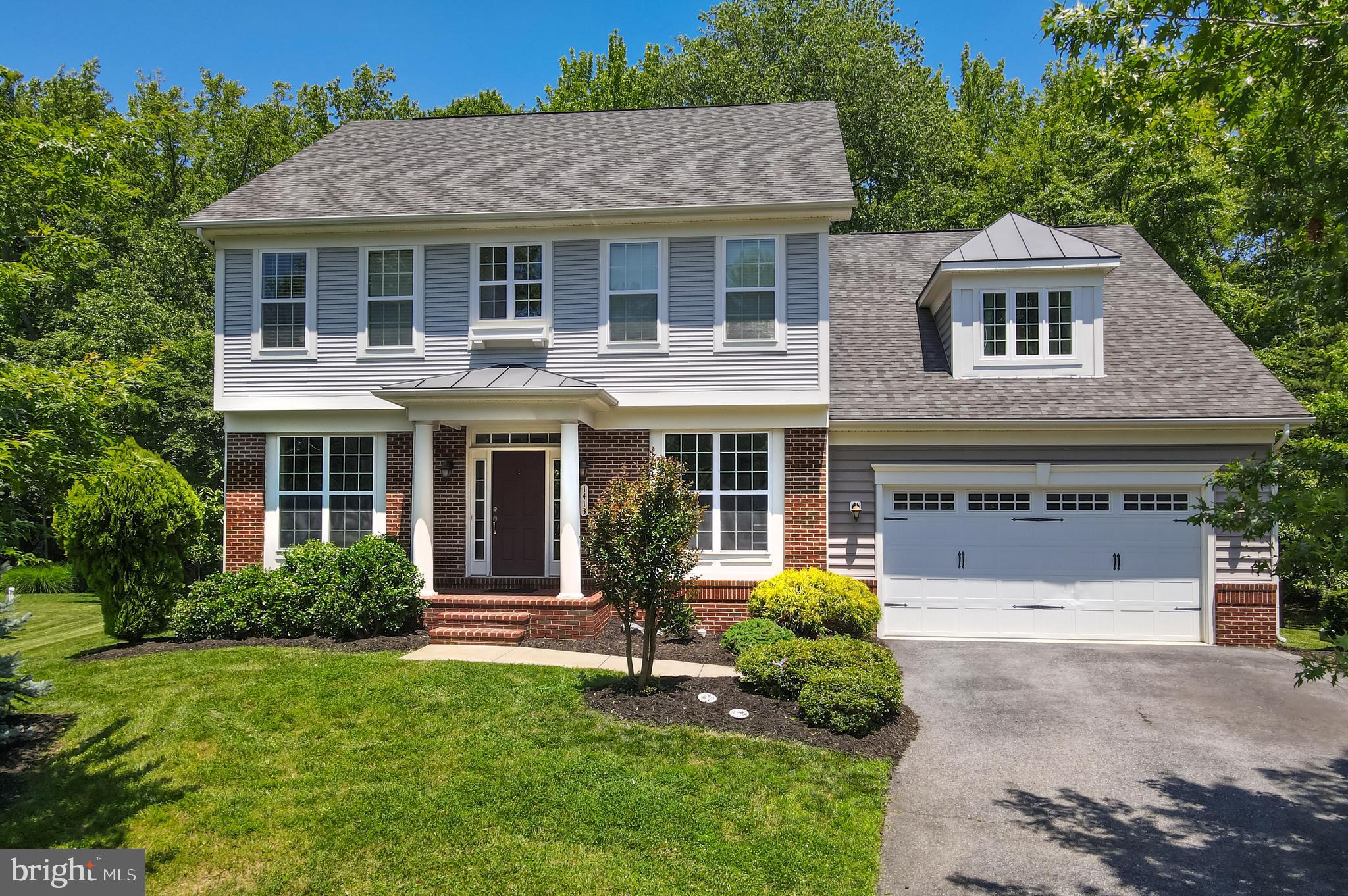 TRITON WOODS - Residential