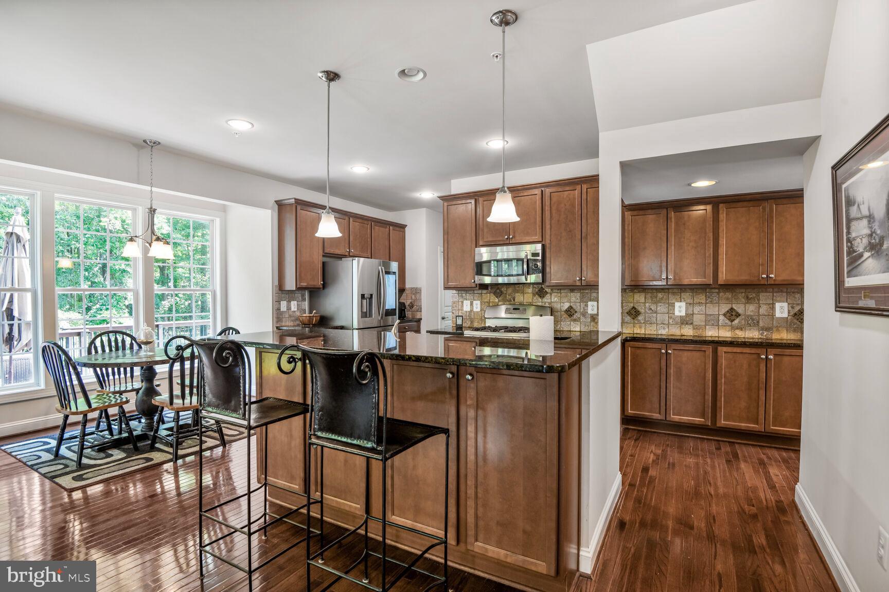 TRITON WOODS - Residential