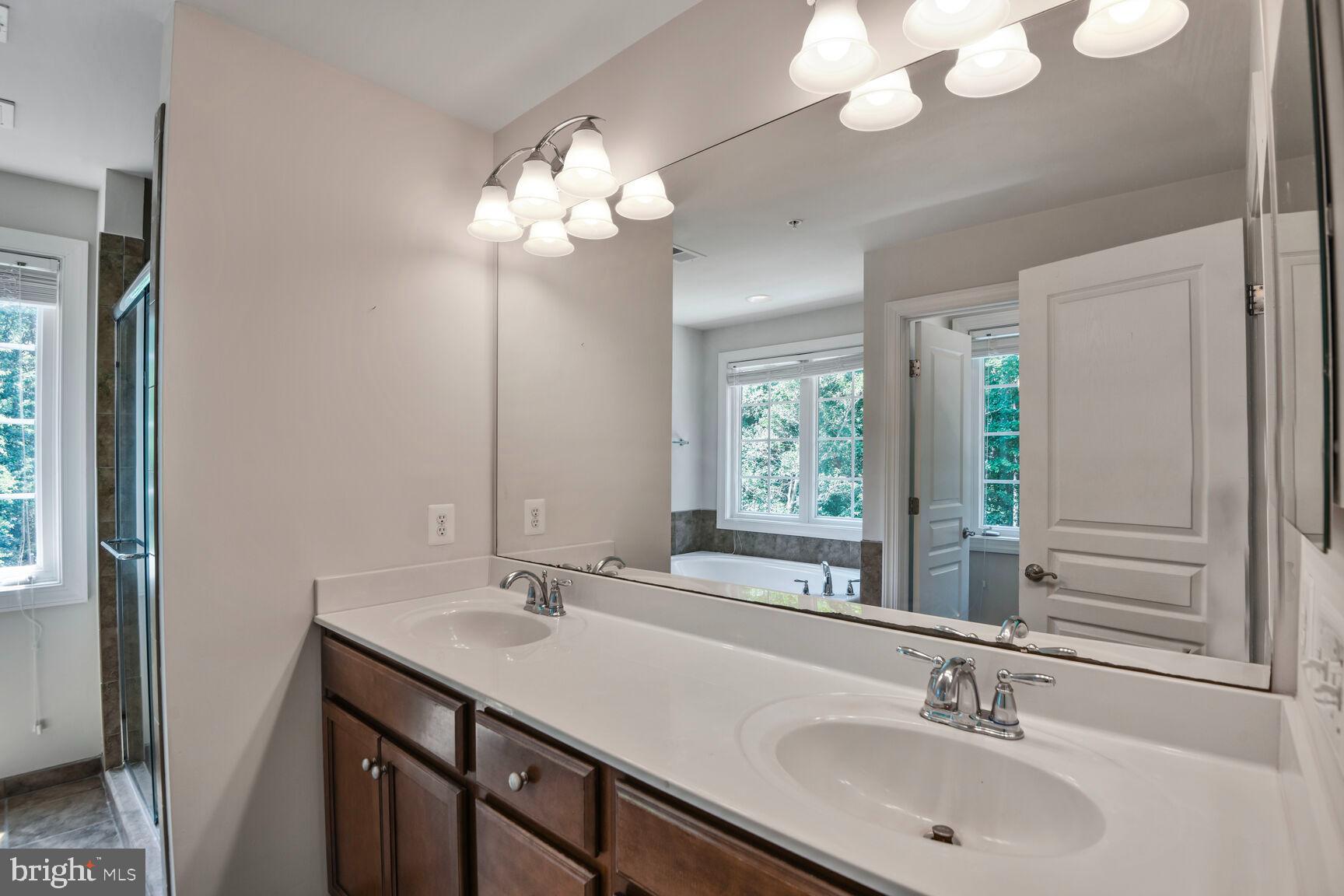 TRITON WOODS - Residential