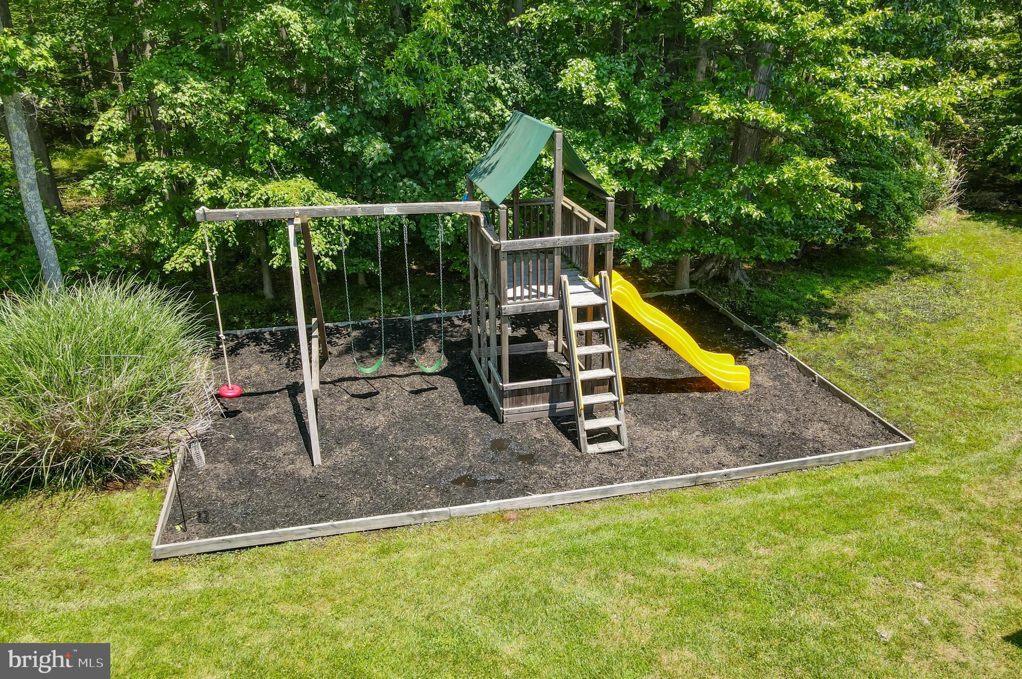 TRITON WOODS - Residential