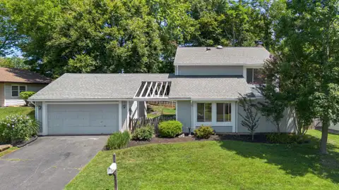 110 Victoria Place, Sterling, VA 20164 - #: VALO2130772