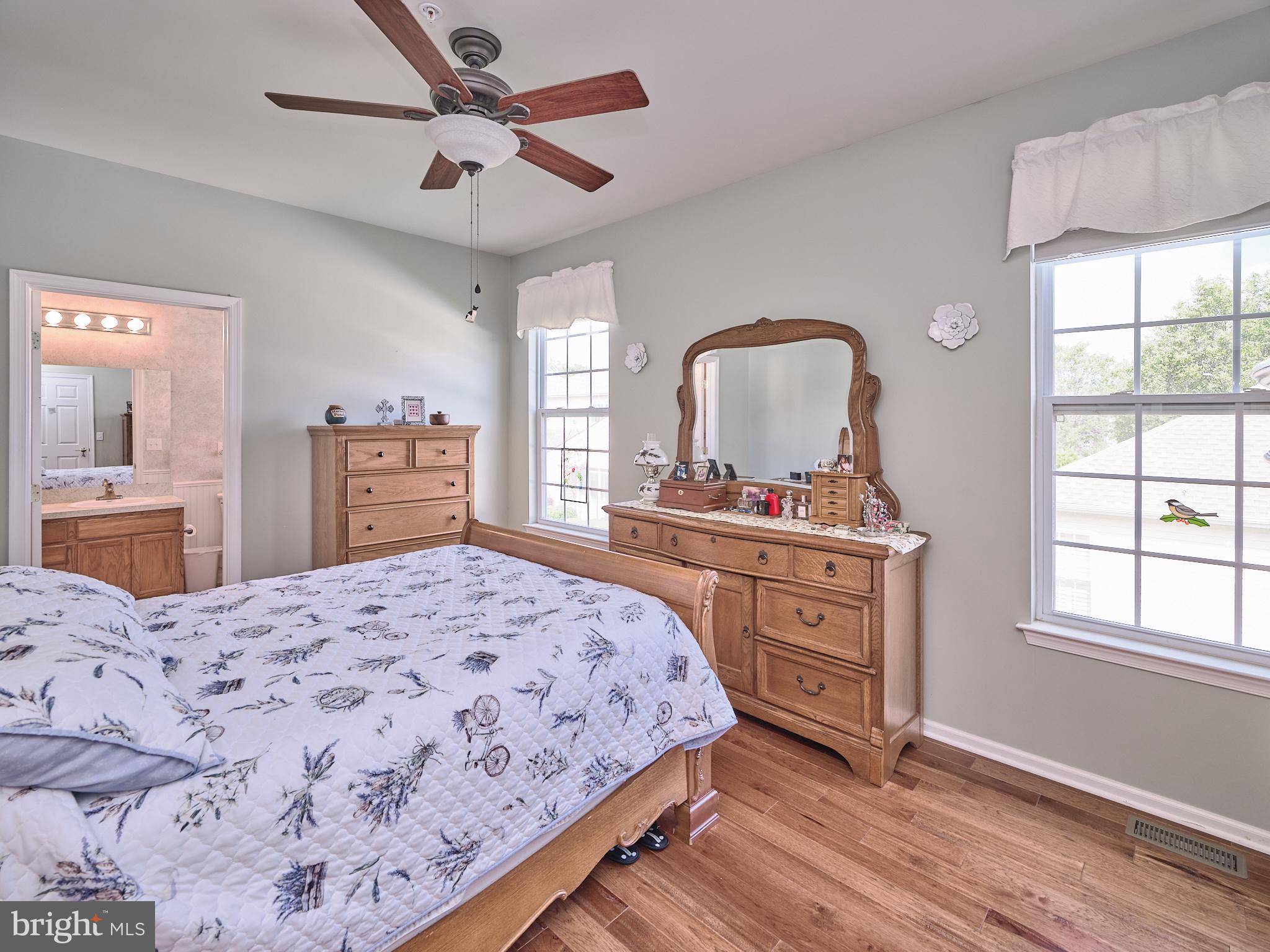 HERITAGE CR ESTS - Residential