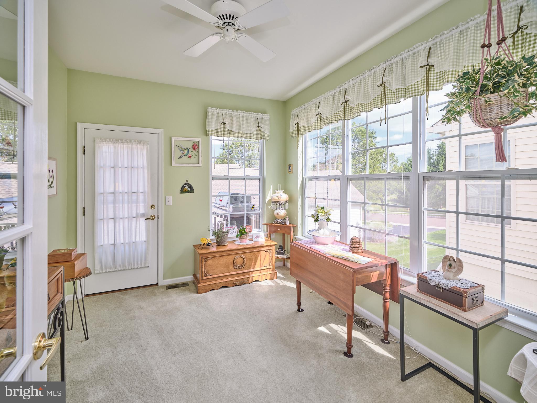 HERITAGE CR ESTS - Residential