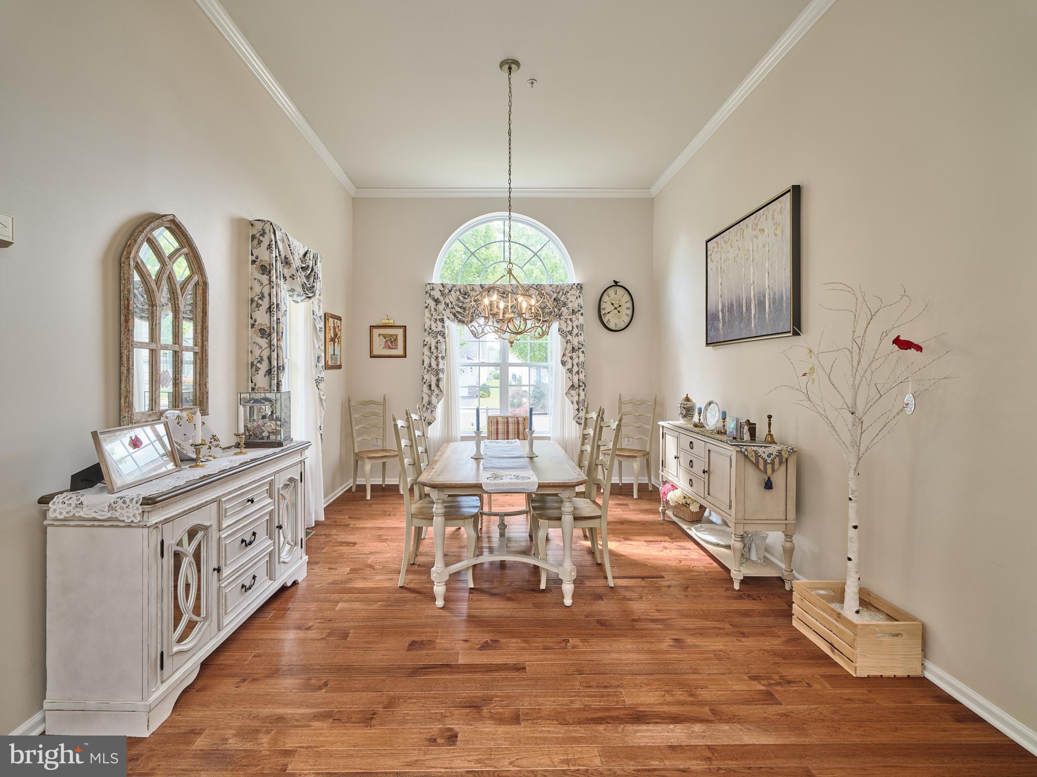 HERITAGE CR ESTS - Residential