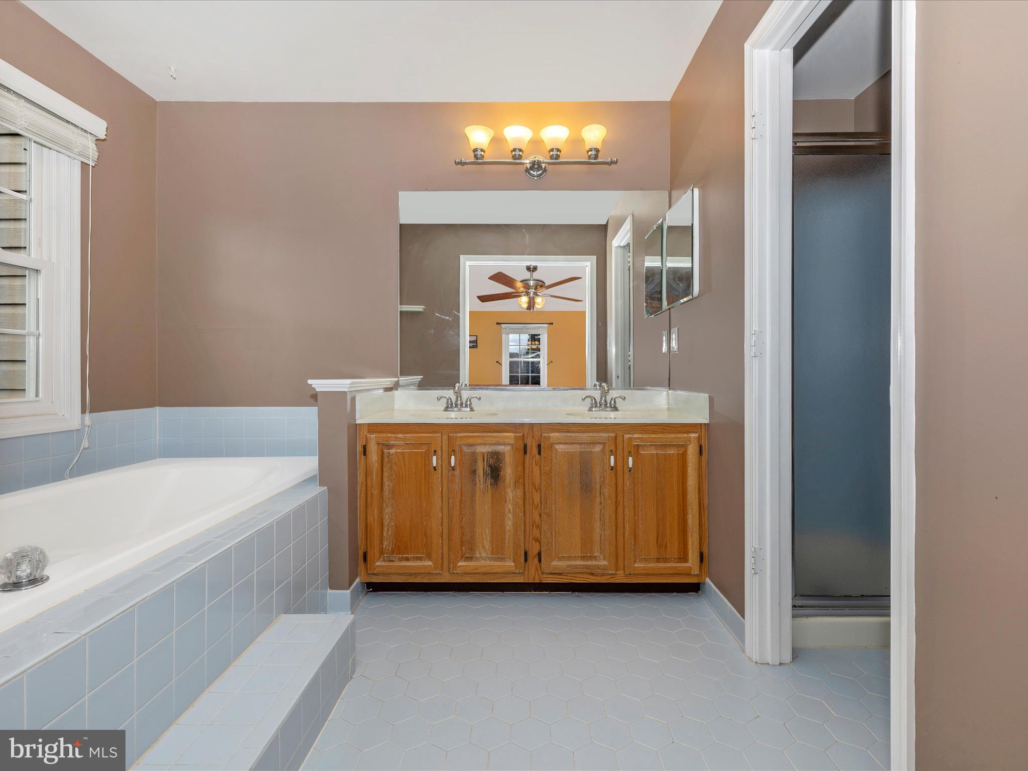 NORTH SHORE - Residential