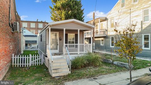305 PERRY STREET COLUMBIA PA 17512