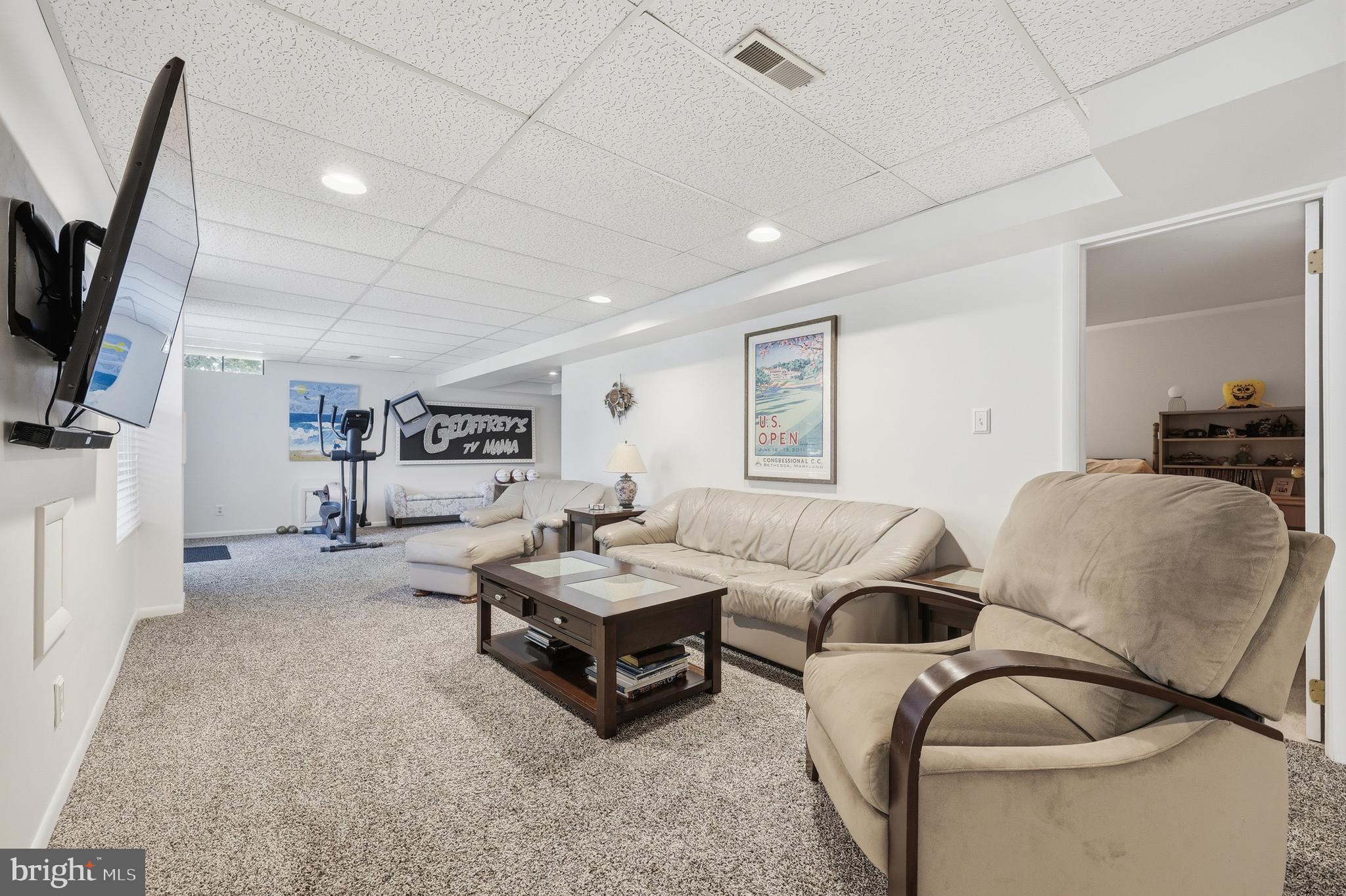 POTOMAC COMMONS - Residential