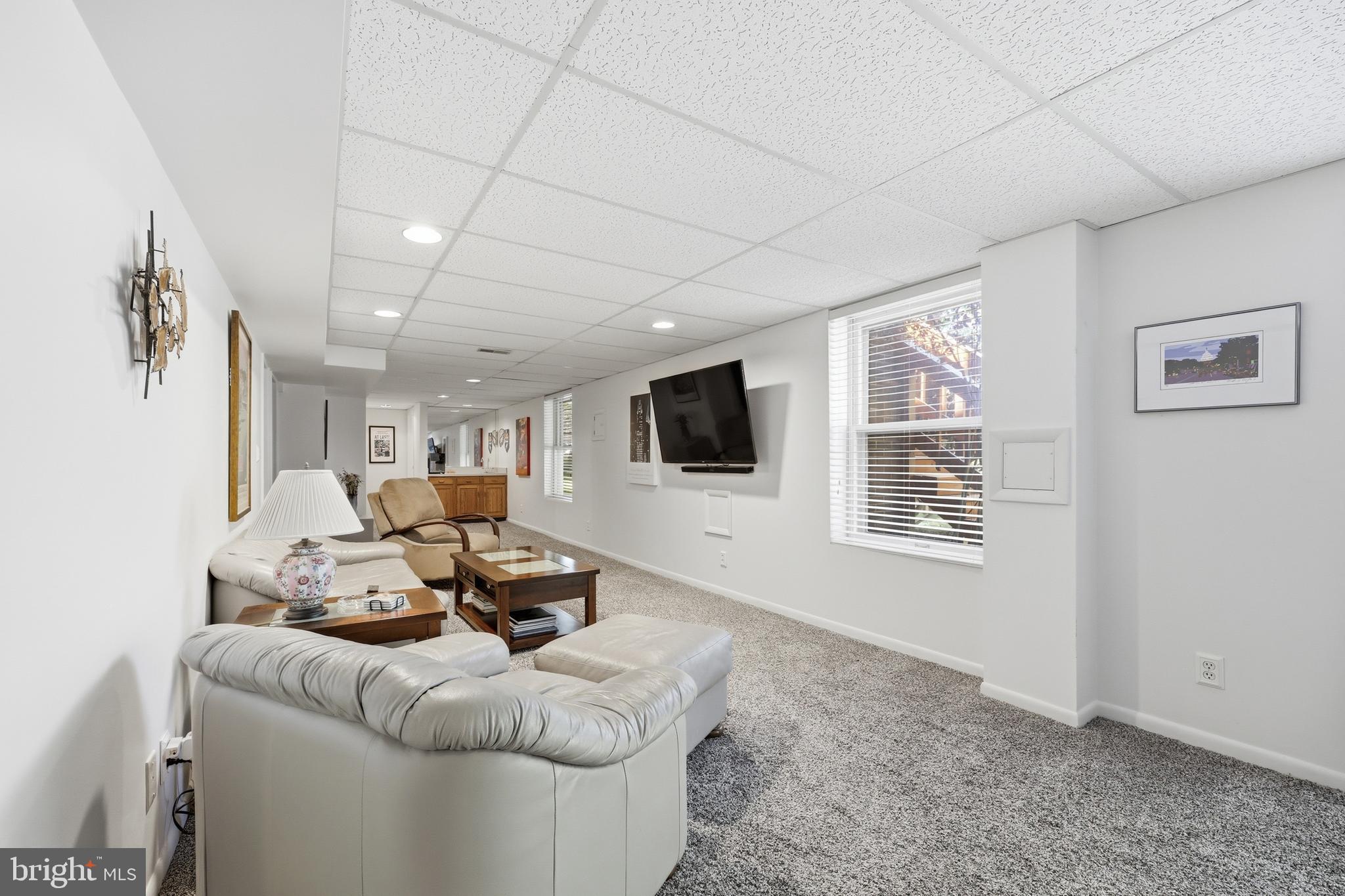 POTOMAC COMMONS - Residential