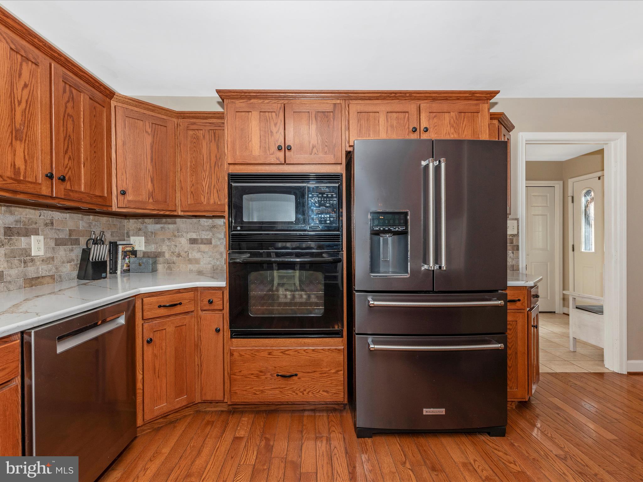 MAPLE VALLEY ESTATES - Residential