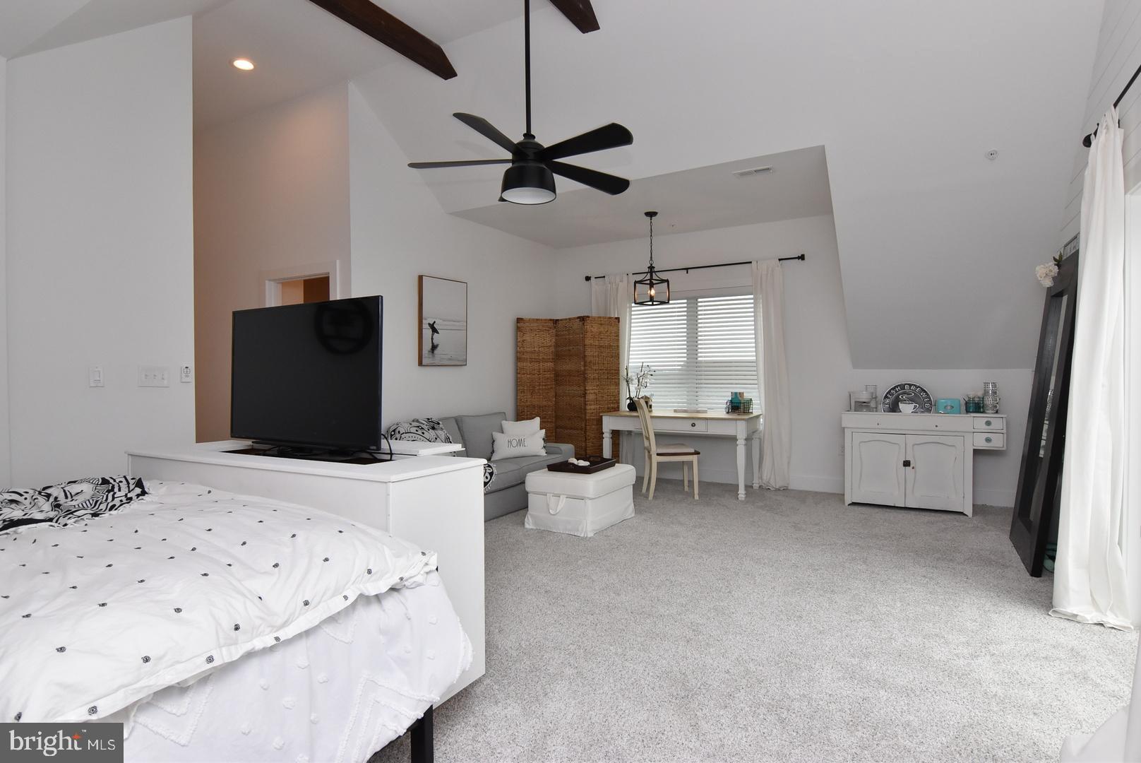 MONTEGO BAY - Residential