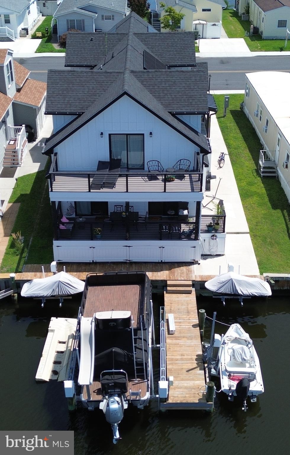 627 GULF STREAM DRIVE