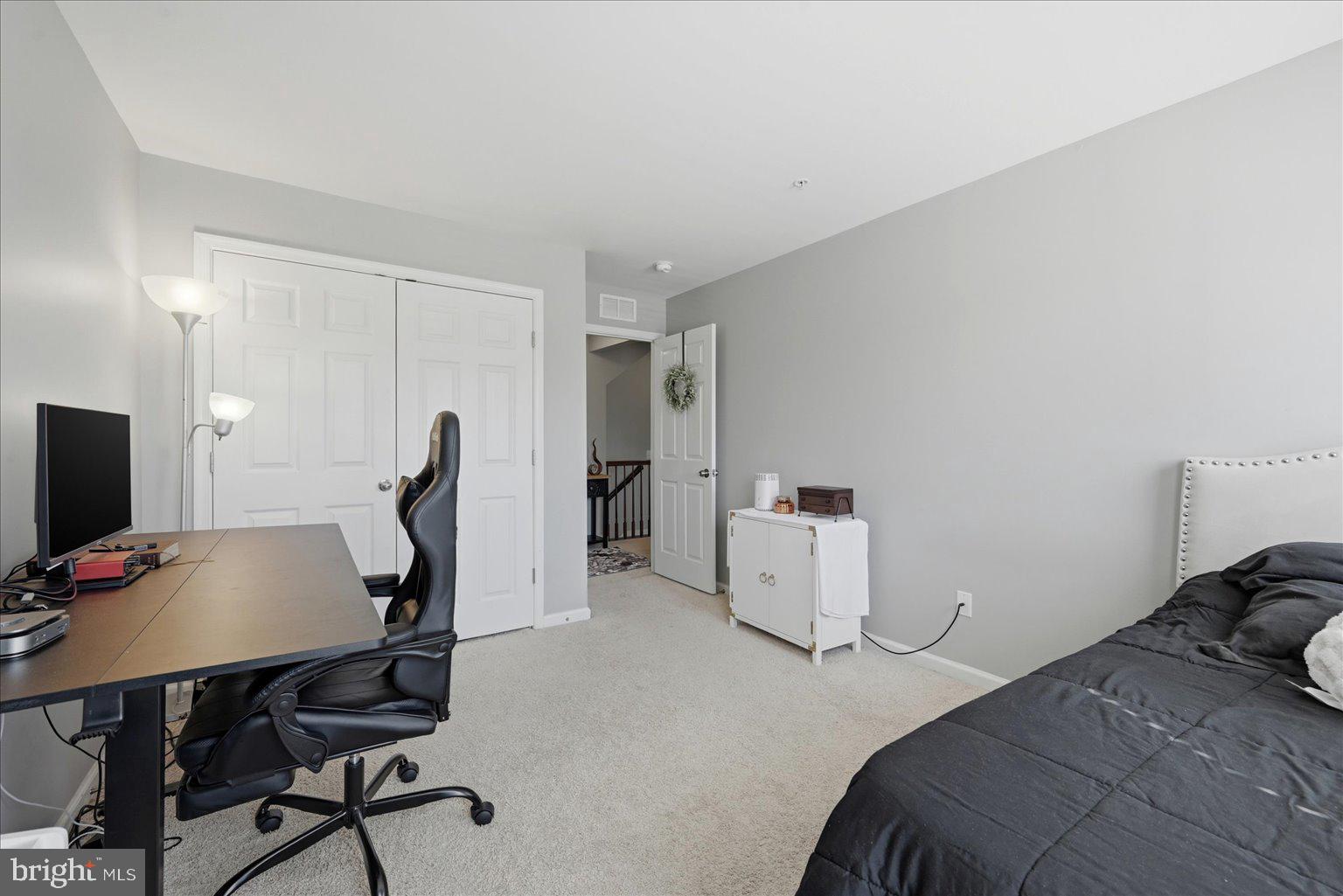 CASCADES PLACE CONDOMINIUM - Residential