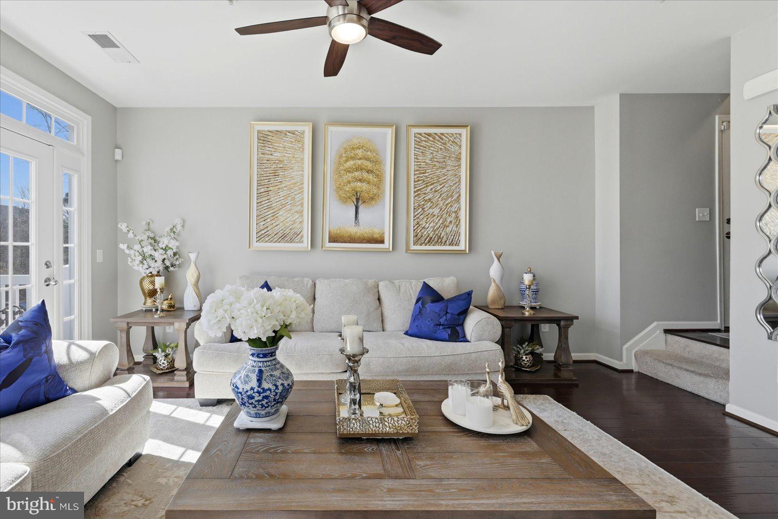 CASCADES PLACE CONDOMINIUM - Residential