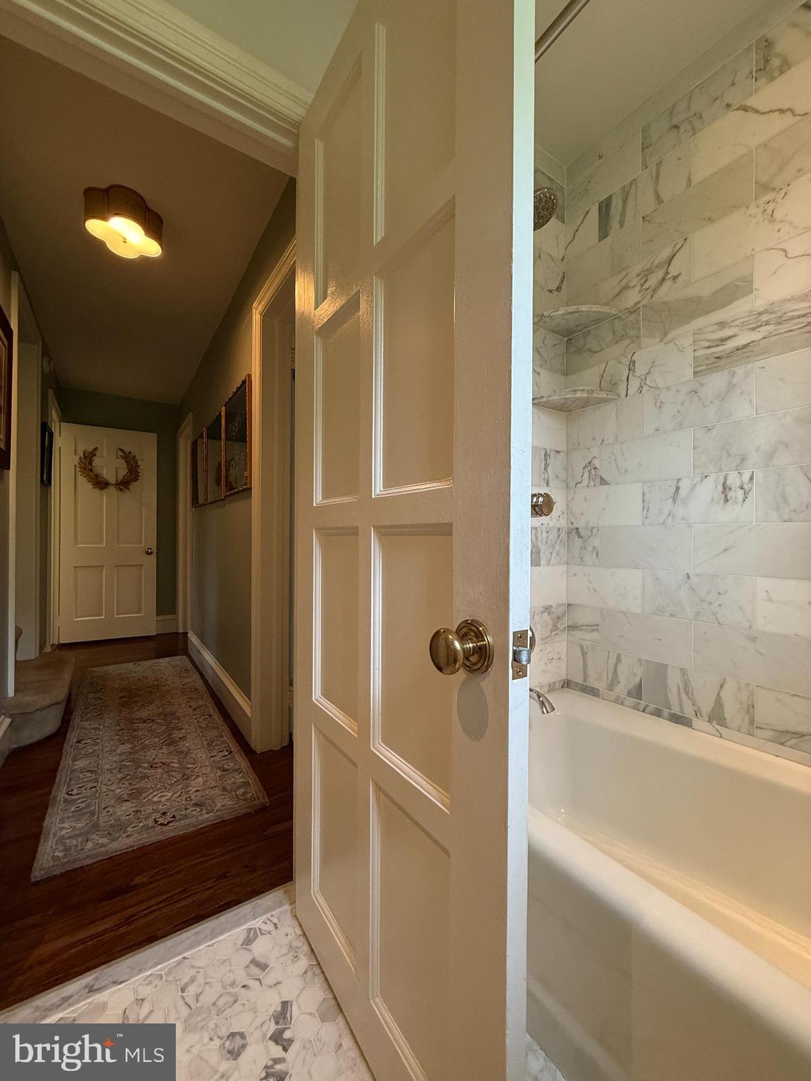 BRYN MAWR - Residential