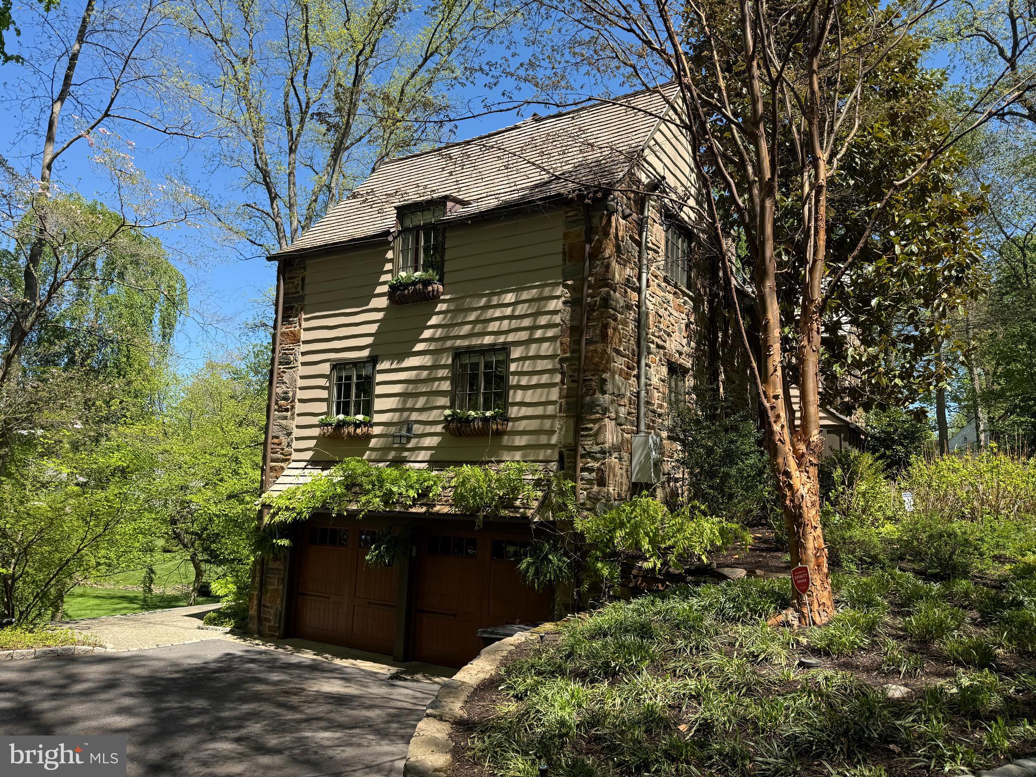 BRYN MAWR - Residential