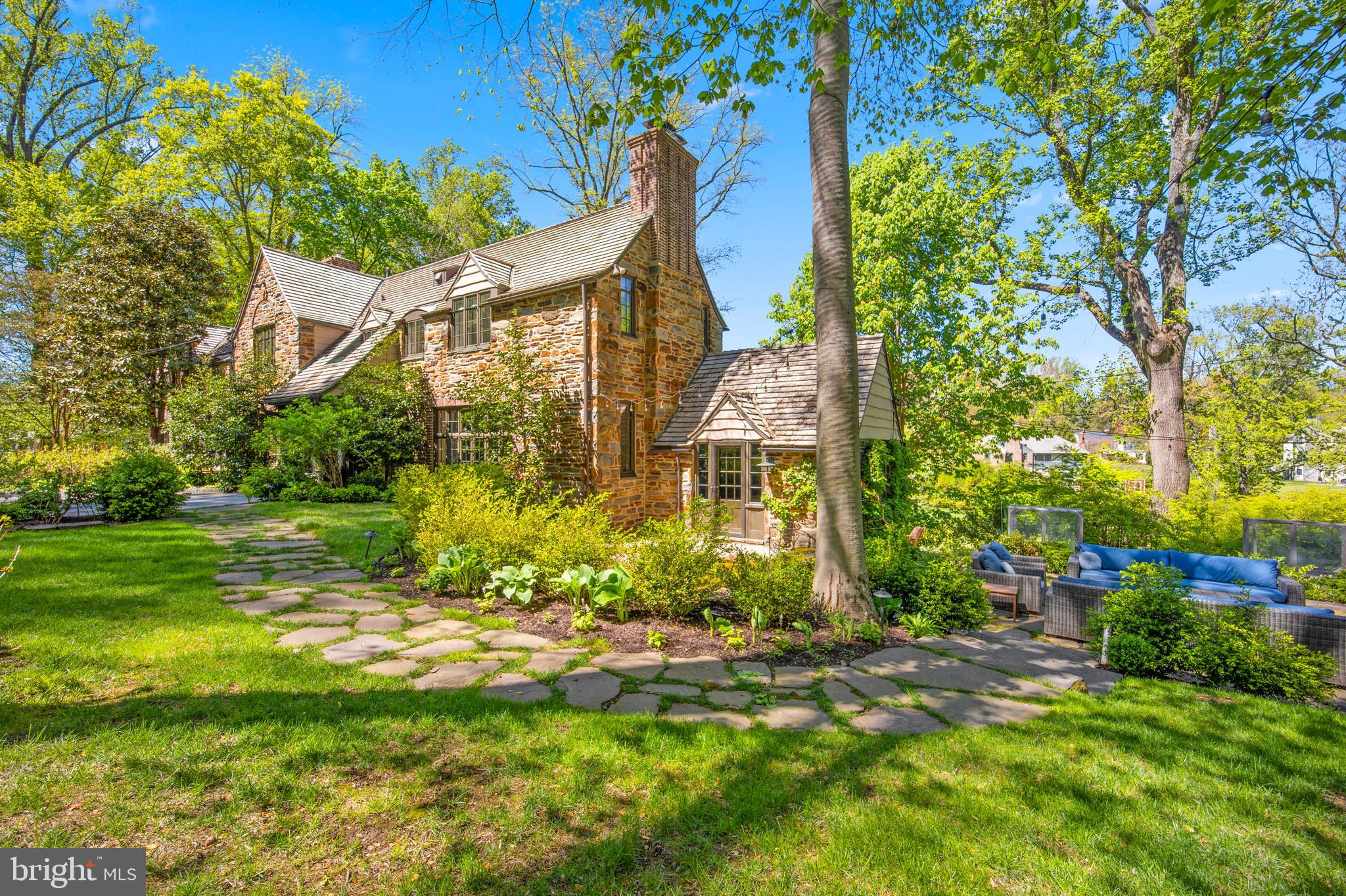 BRYN MAWR - Residential