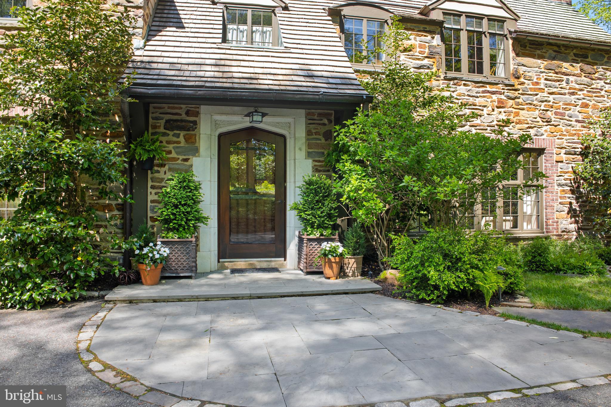 BRYN MAWR - Residential