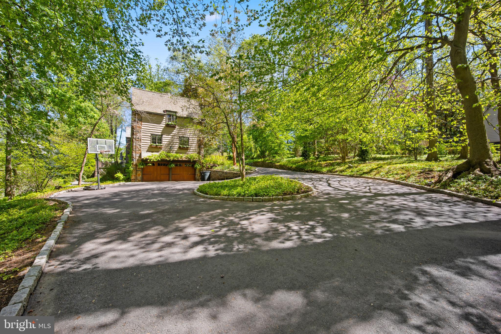 BRYN MAWR - Residential