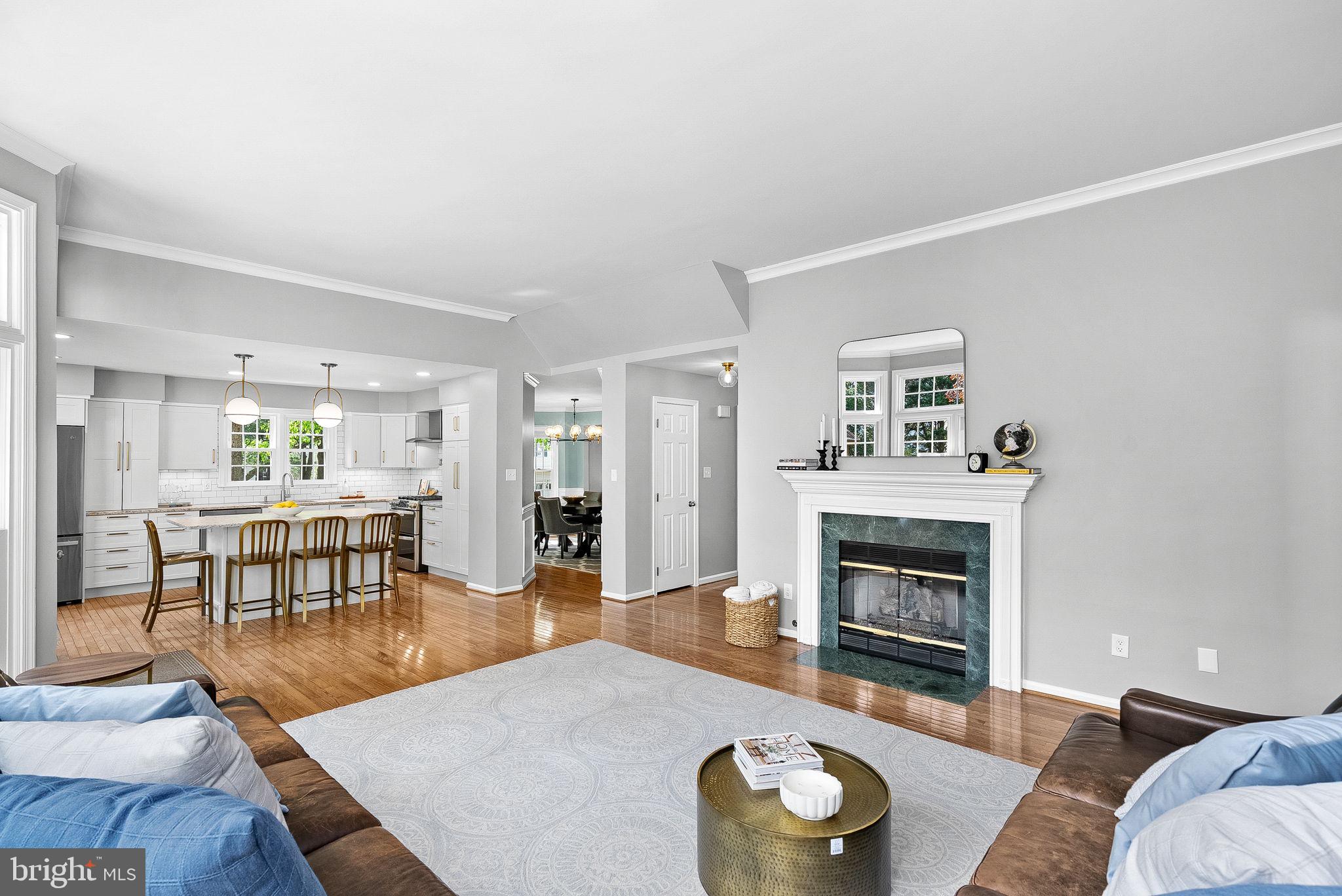 LOWES ISLAND/CASCADES - Residential