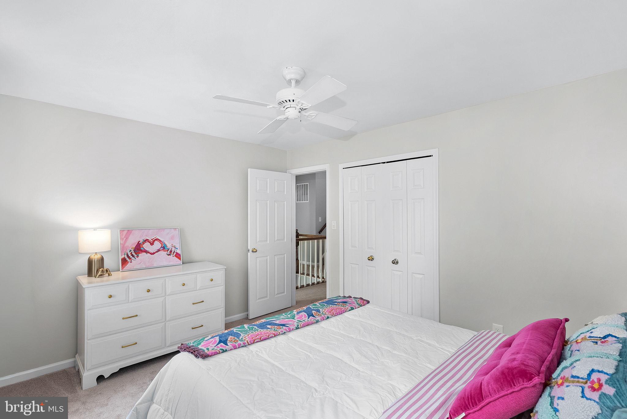 LOWES ISLAND/CASCADES - Residential