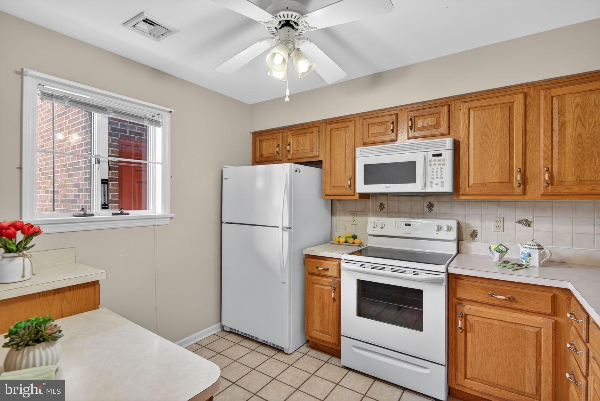 THE OAKS - Residential