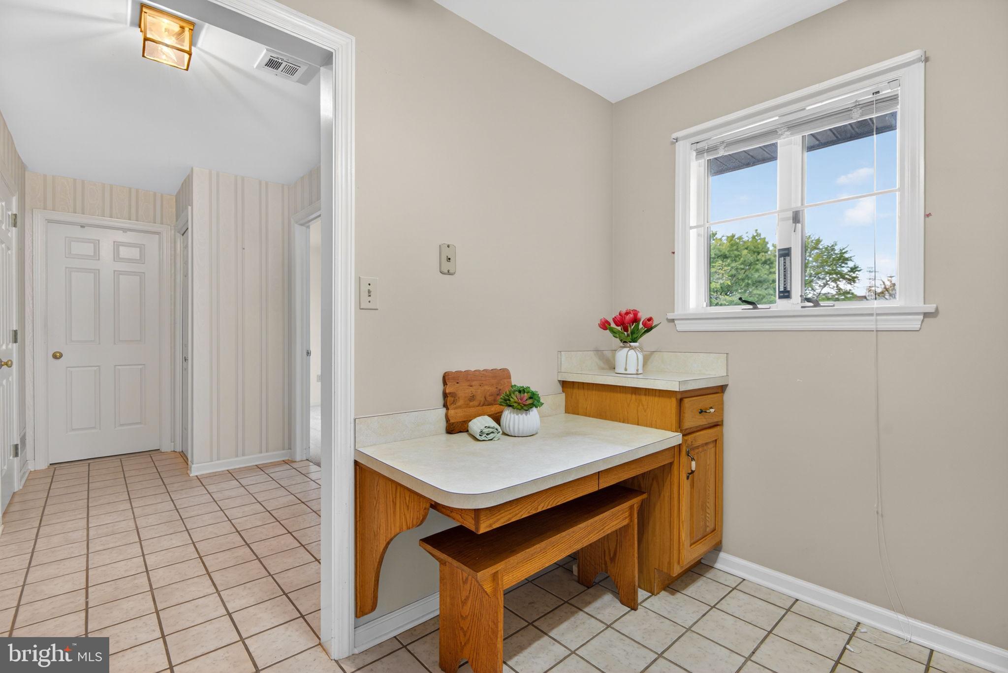 THE OAKS - Residential