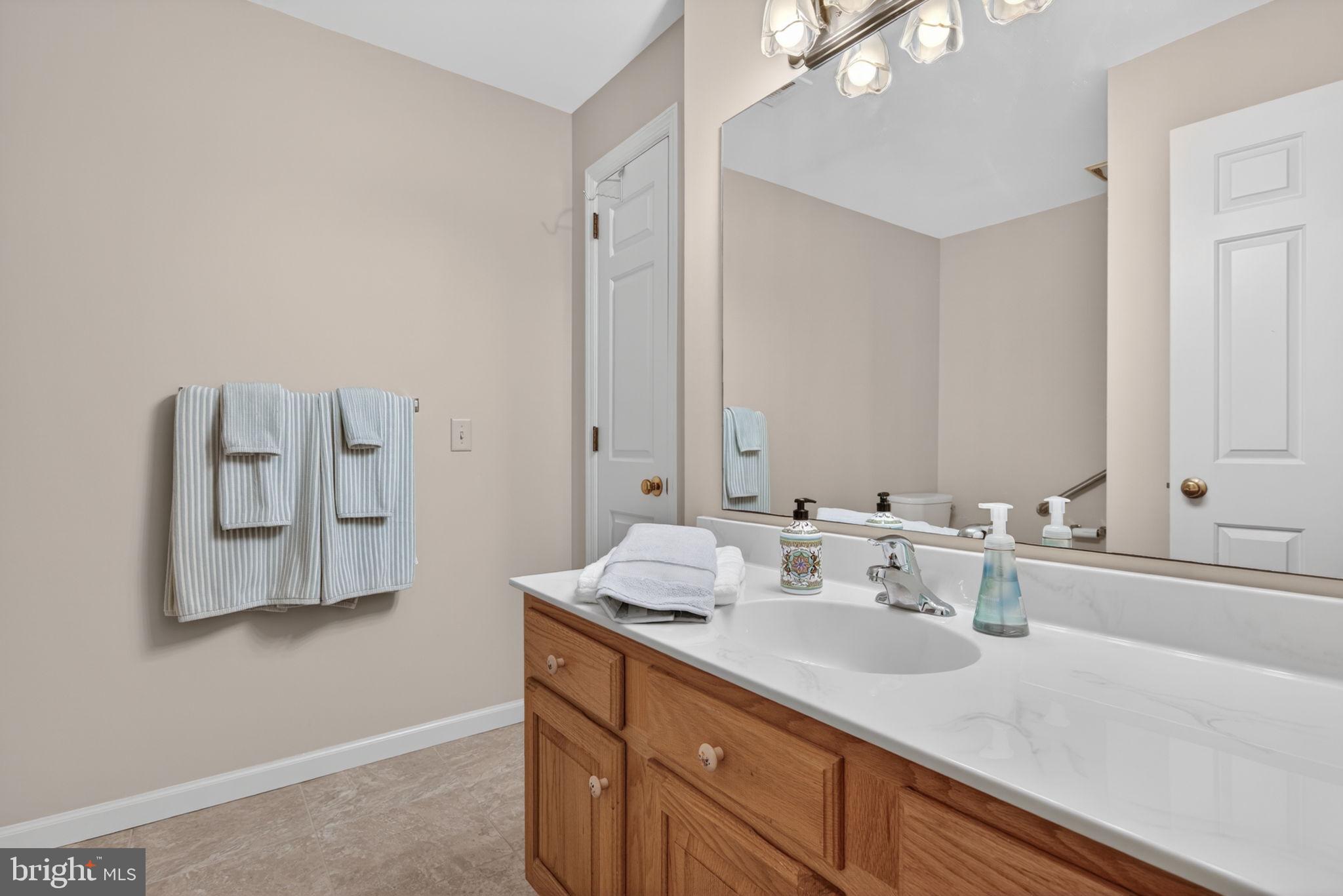 THE OAKS - Residential