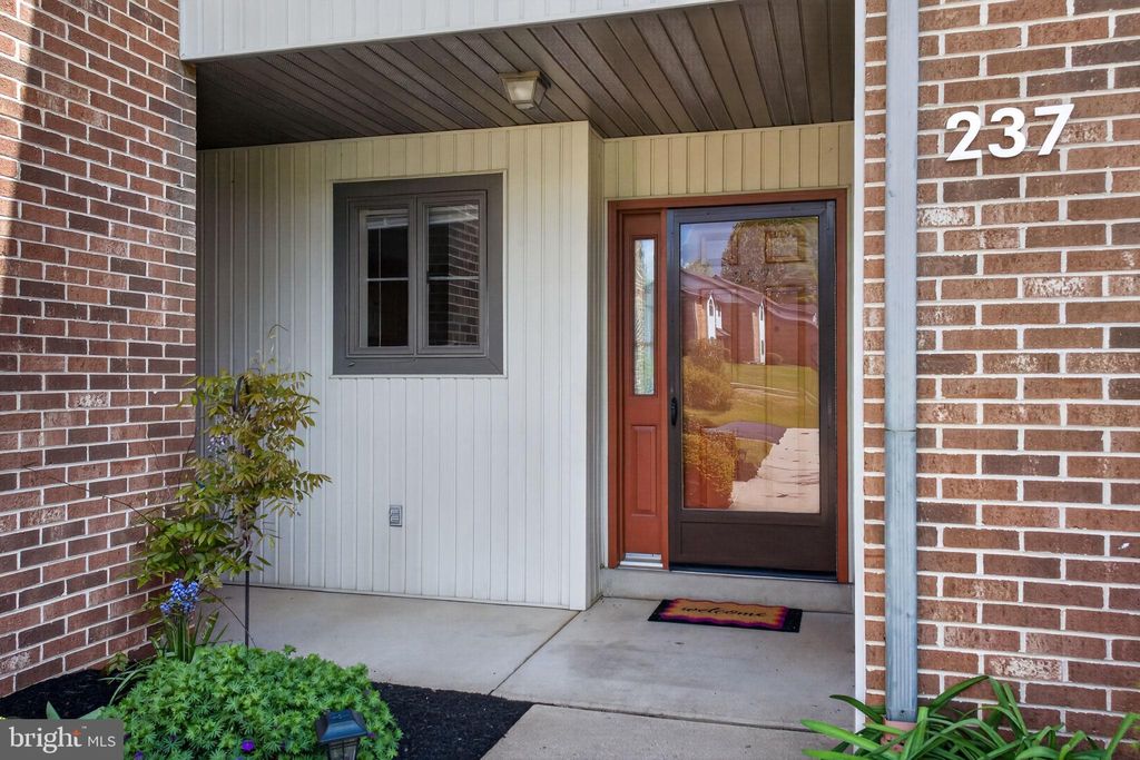 Photo of 237 Black Oak Drive, LANCASTER, PA 17602 (MLS # PALA2086734)