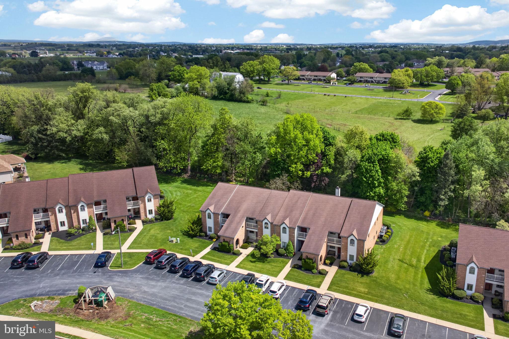 THE OAKS - Residential