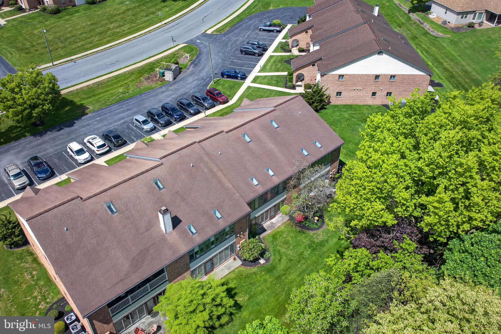 THE OAKS - Residential