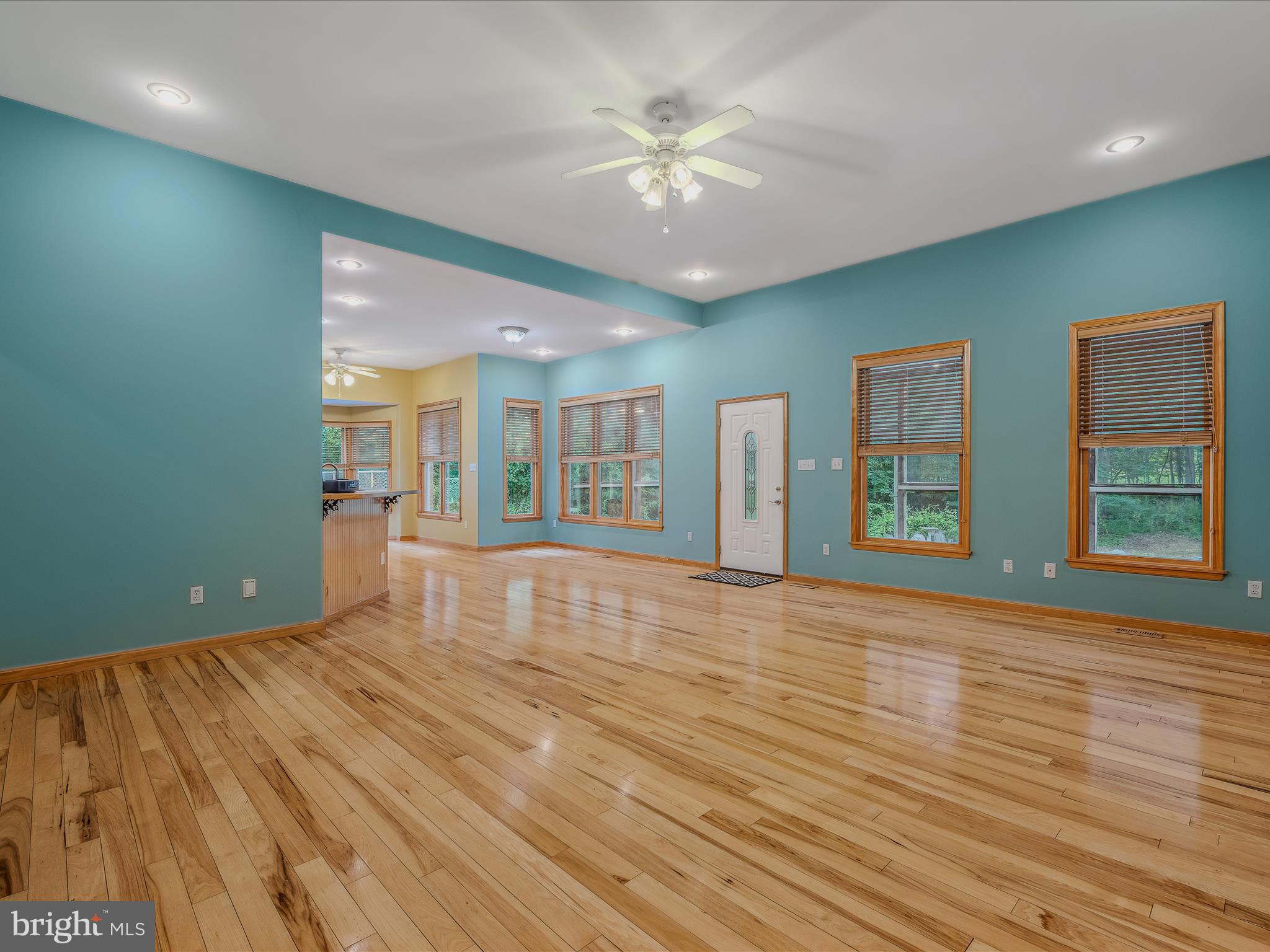 DANIEL BURHAN MINOR - Residential