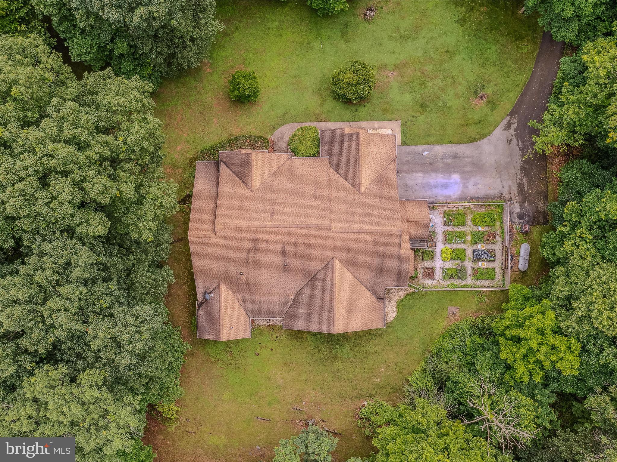 DANIEL BURHAN MINOR - Residential